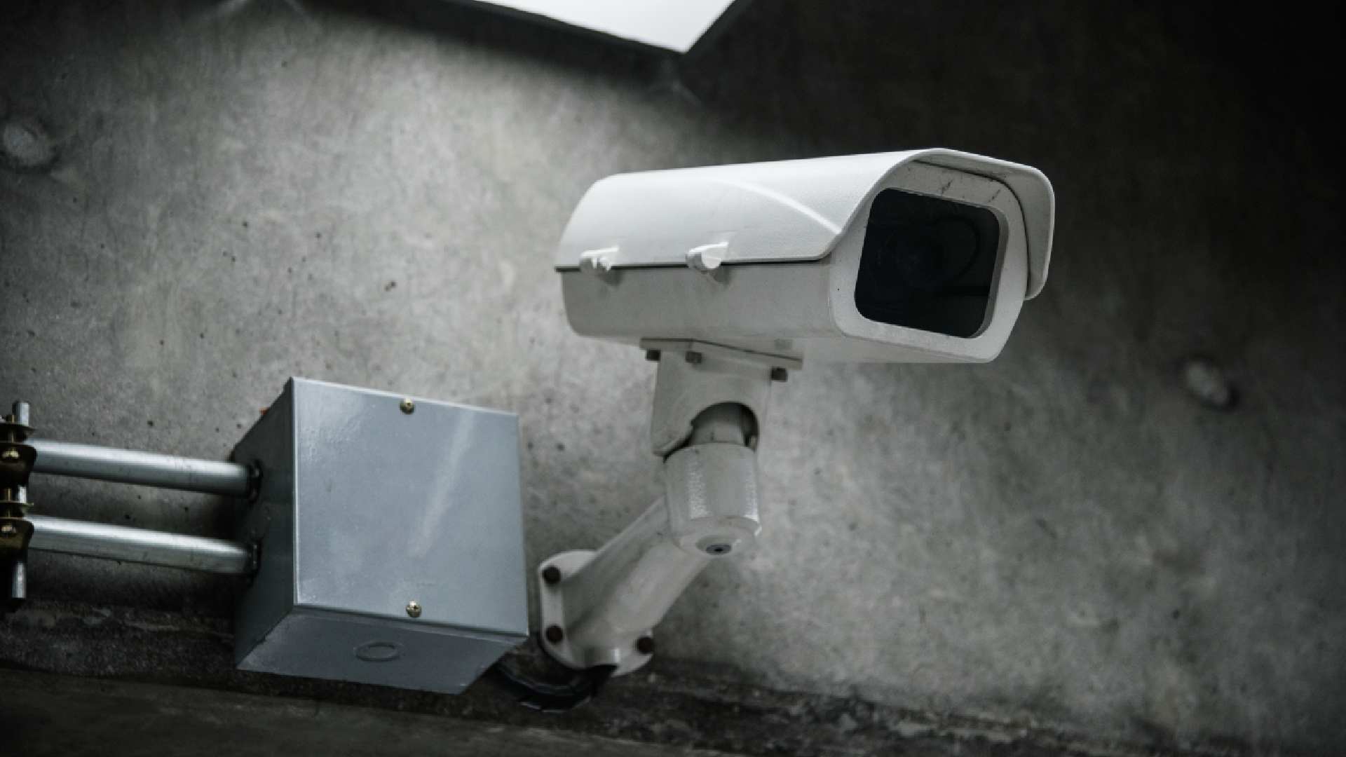 closeup-cctv-camera-wall